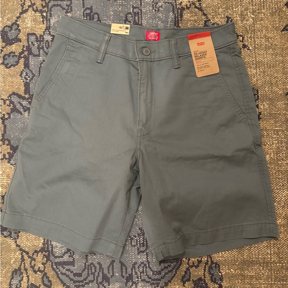 Levi's Men's Charcoal Flat Front Shorts